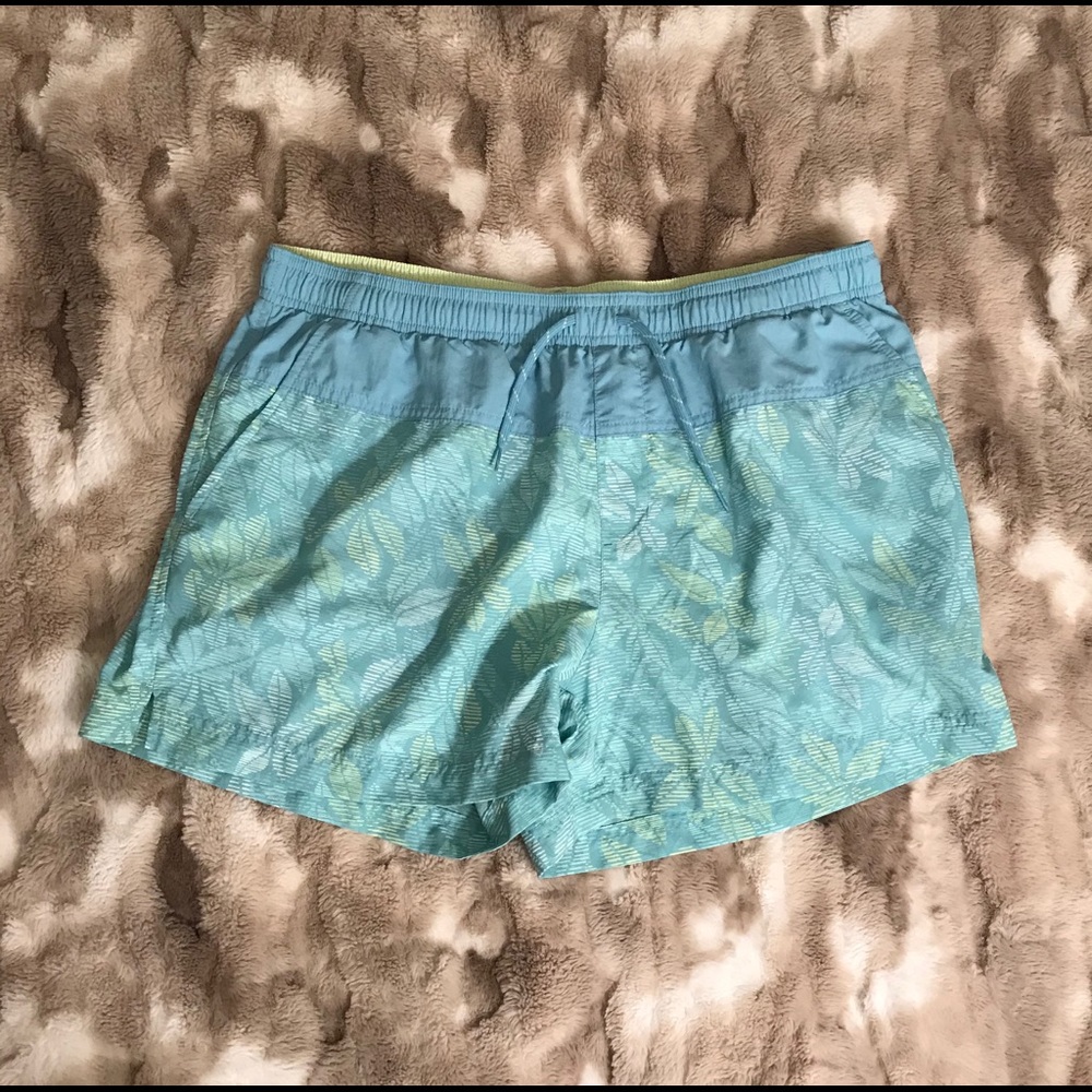 Columbia shorts